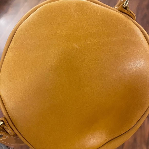 Portland Leather Goods Circle Bag in Sunflower - Picture 3 of 4